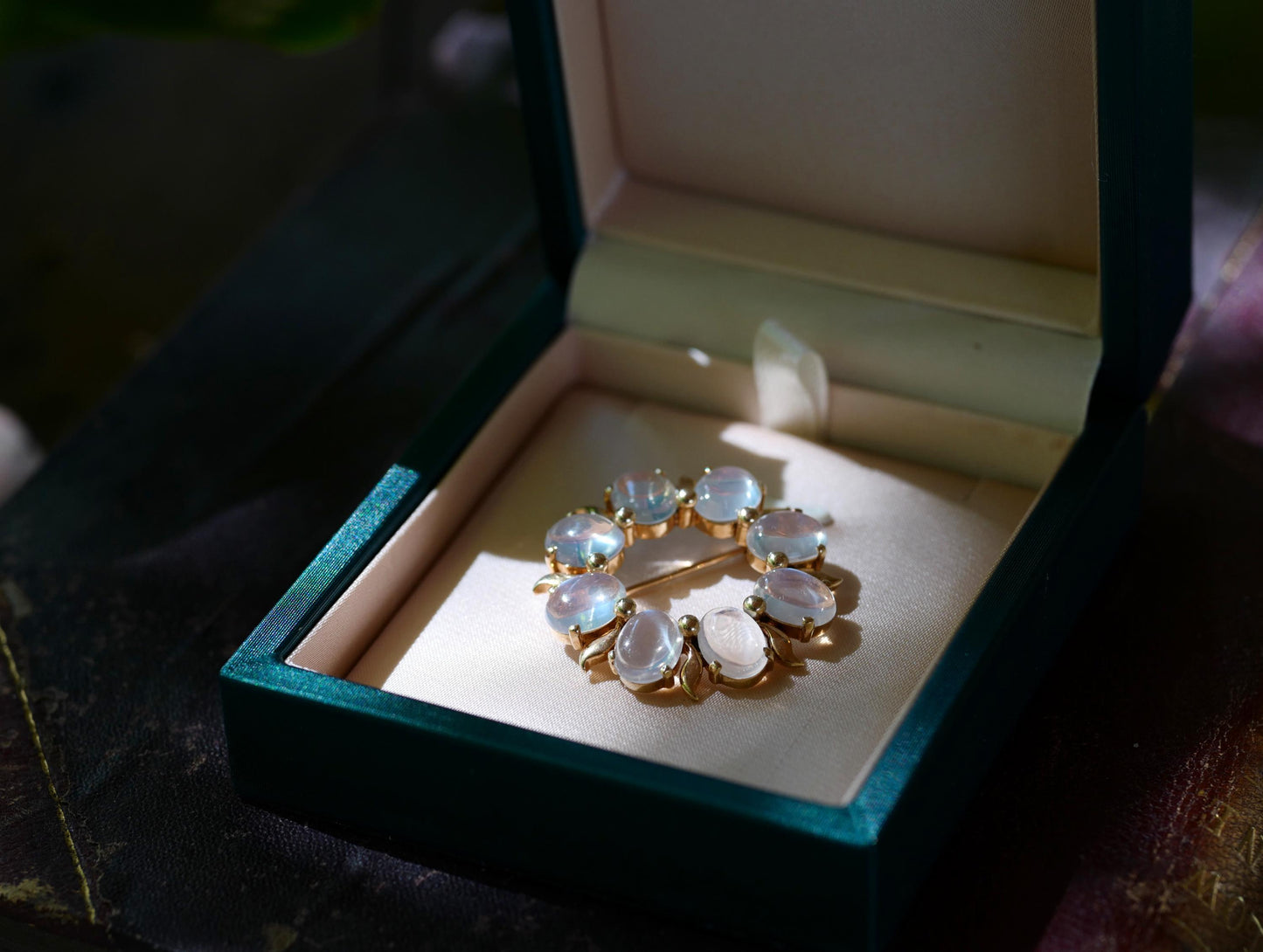 Midcentury Moonstone & 14k Wreath Brooch