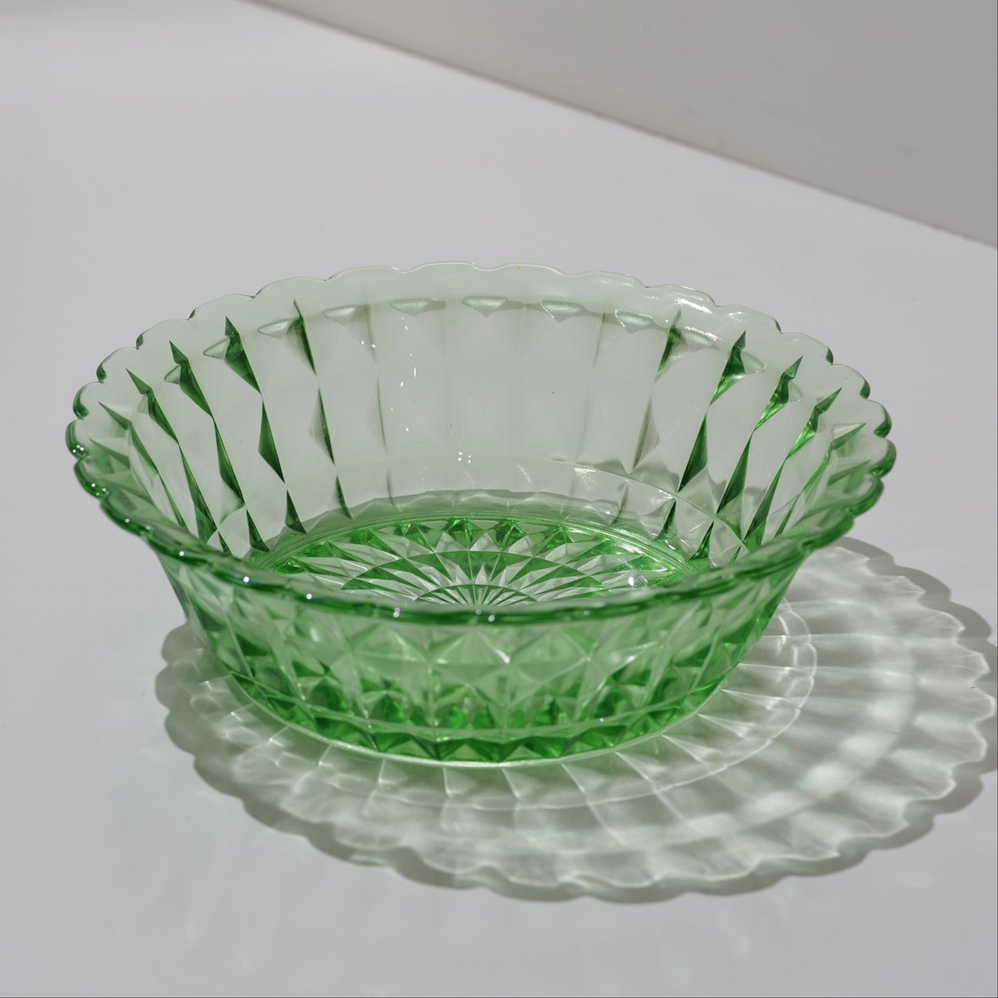 Antique Windsor Pattern Green Vaseline Glass Serving Bowl