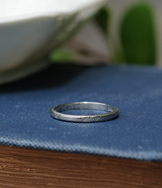 Antique 14K White Gold Patterned Ring Band