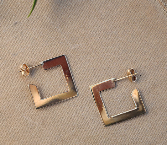 Don't Be a Square...14K Gold Retro Earrings