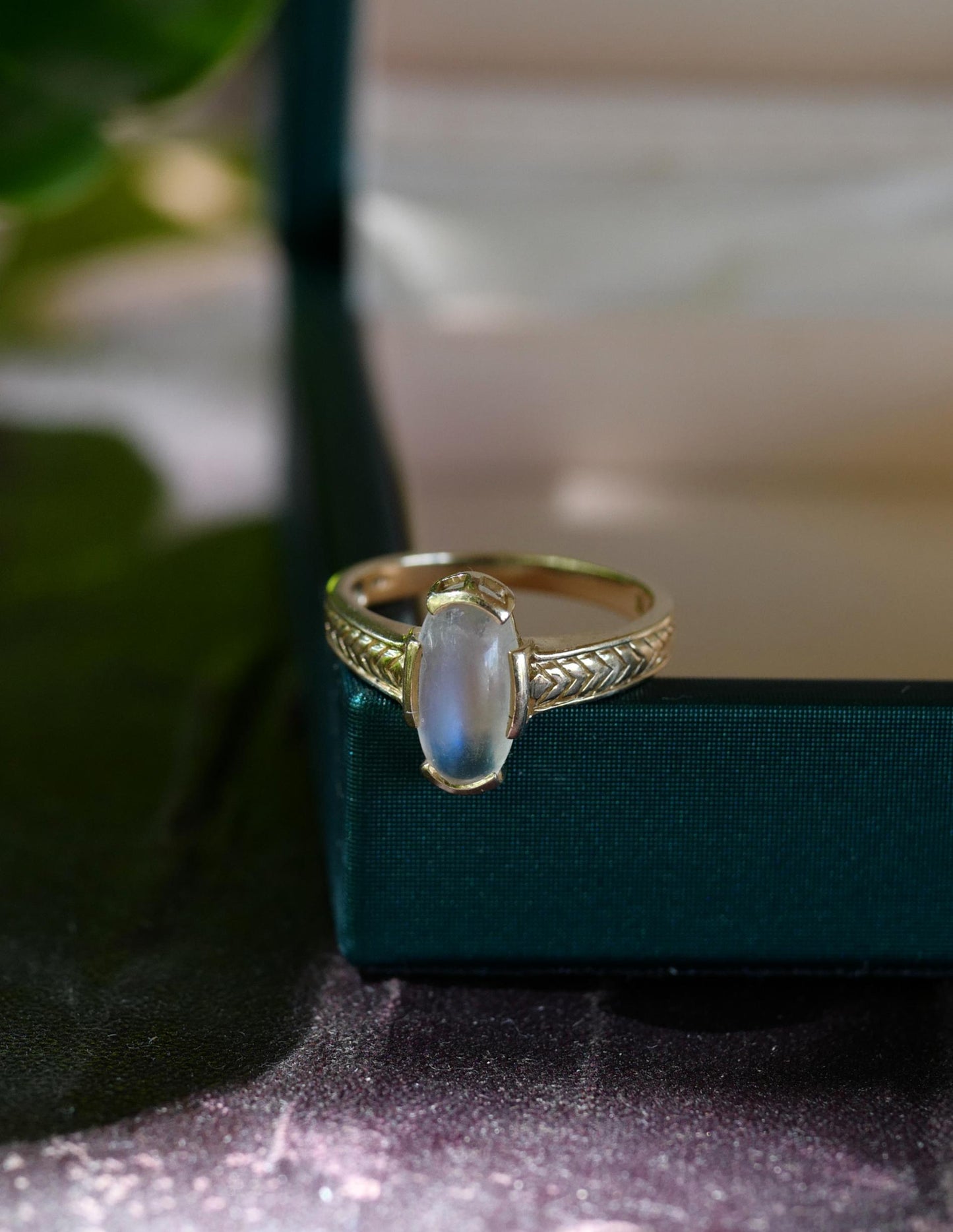 Gorgeous Deco 14k Gold and Moonstone Ring