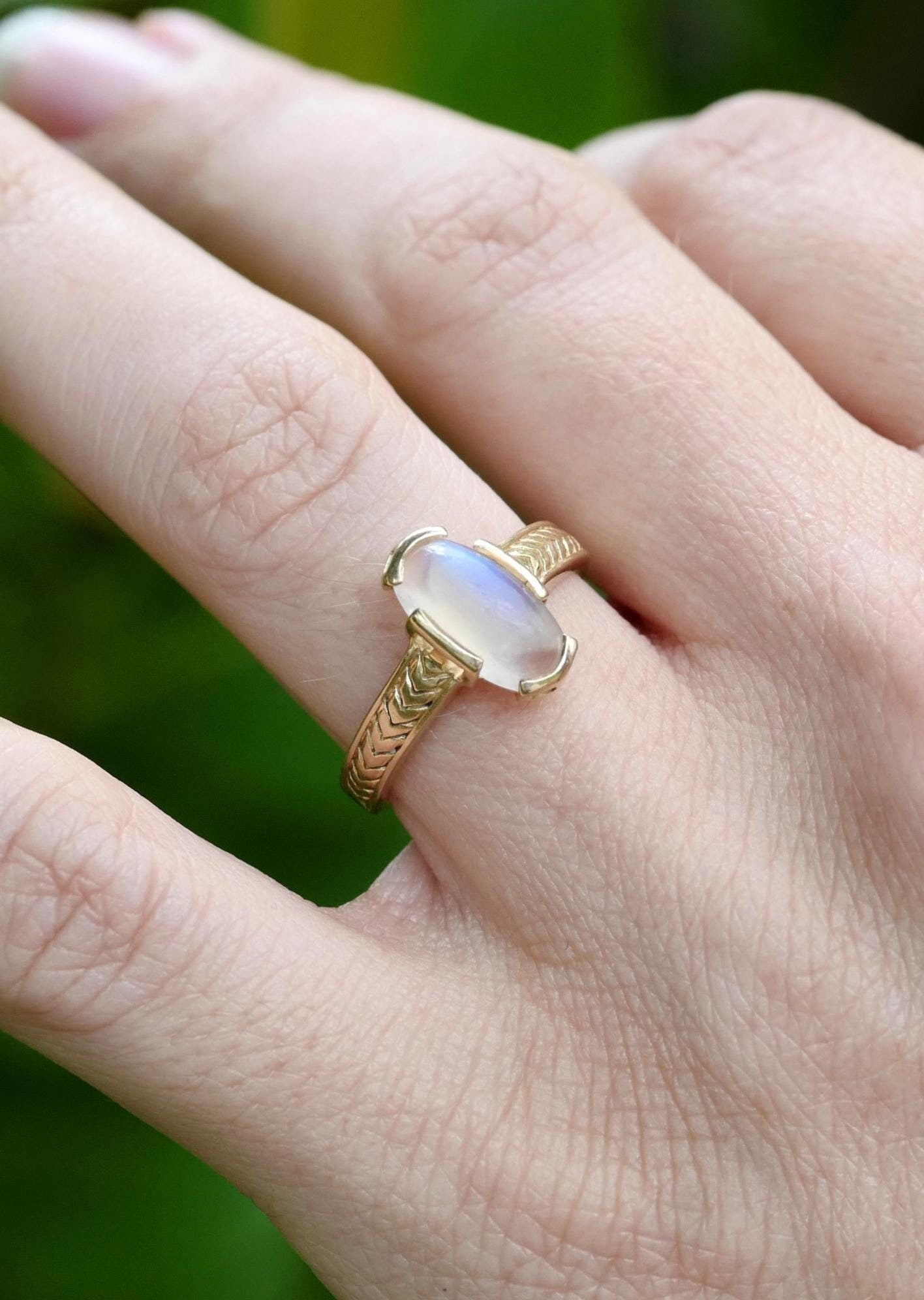 Gorgeous Deco 14k Gold and Moonstone Ring