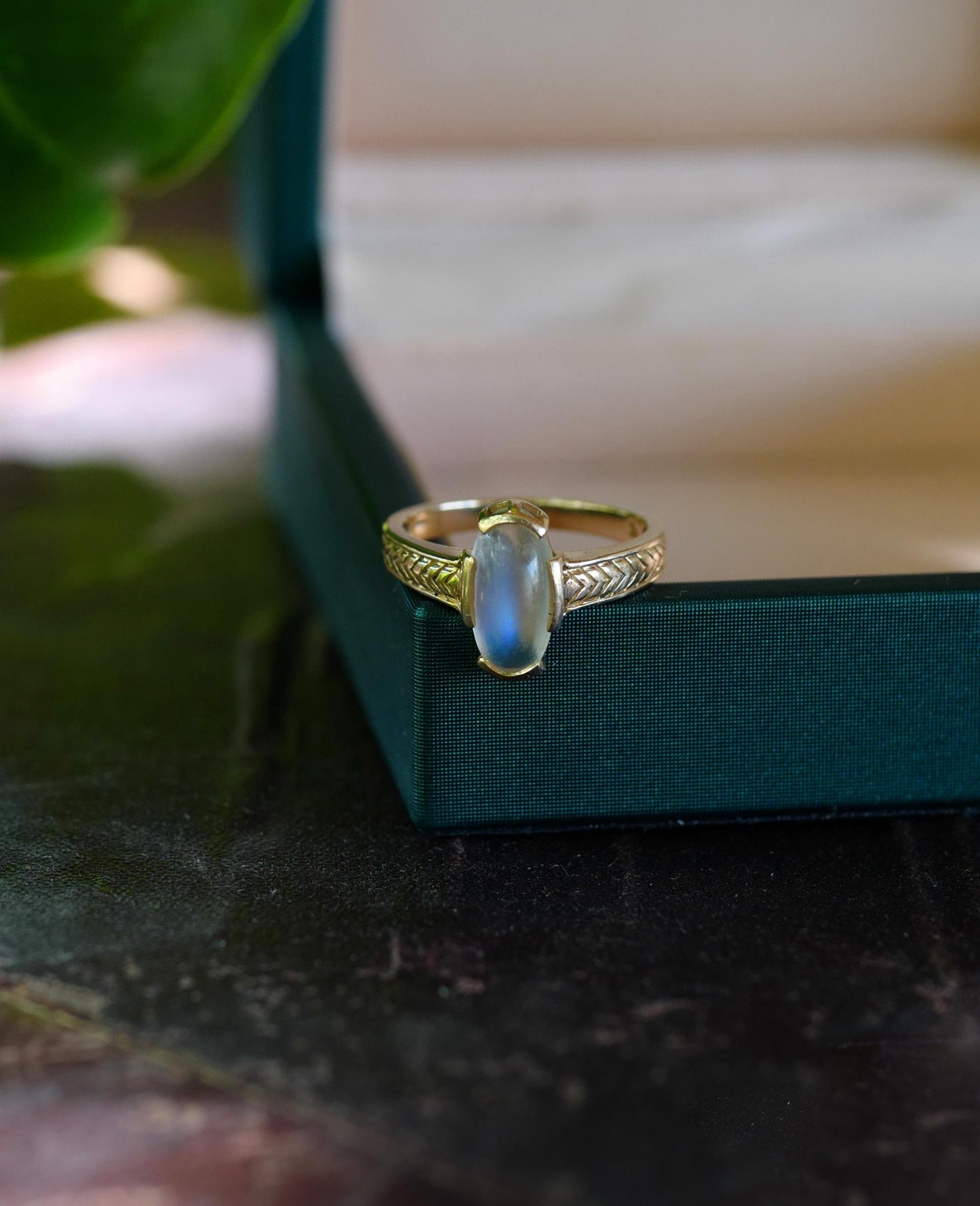 Gorgeous Deco 14k Gold and Moonstone Ring